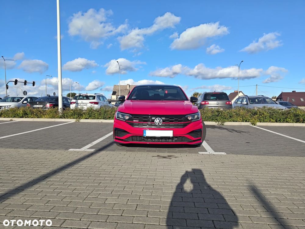 Volkswagen Jetta - 11