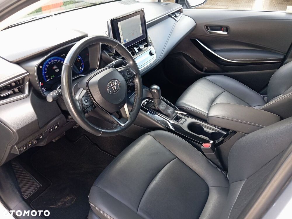 Toyota Corolla 1.8 Hybrid Executive - 9