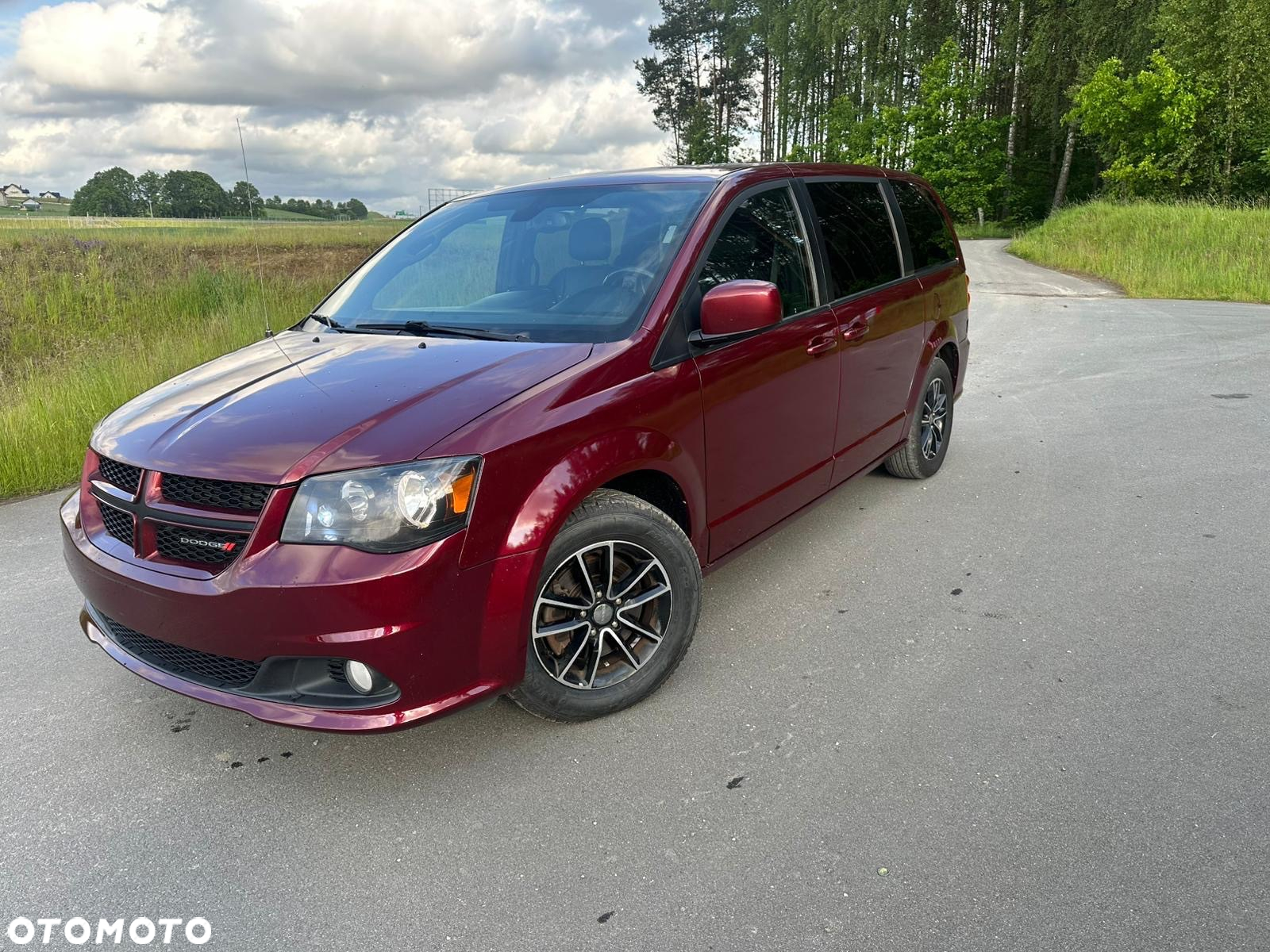 Dodge Grand Caravan - 4
