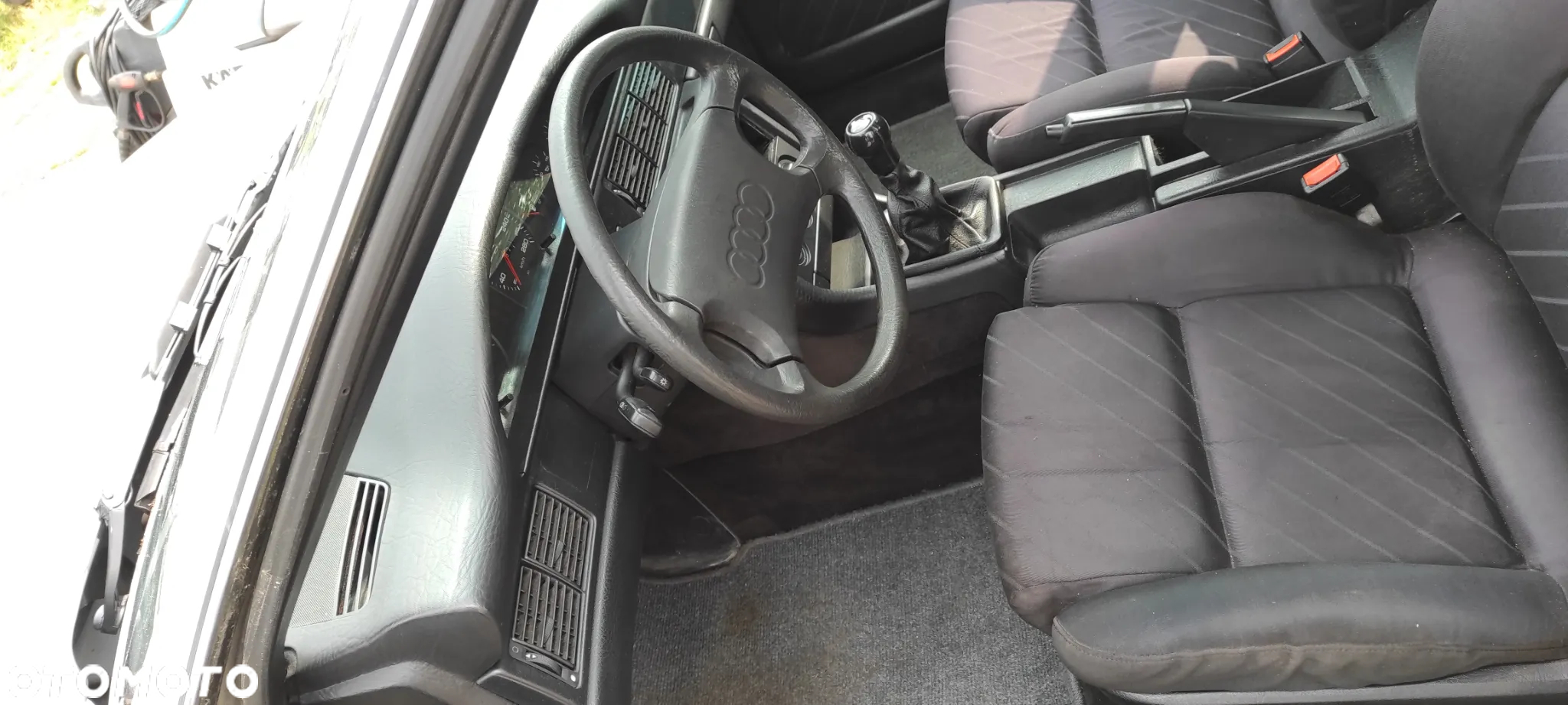 Audi 100 Avant 2.3 E - 25