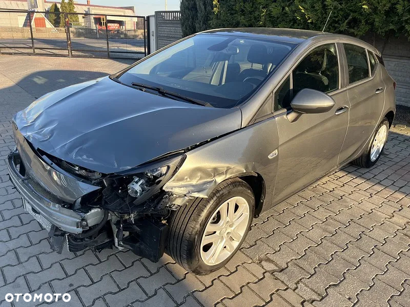 Opel Astra - 4