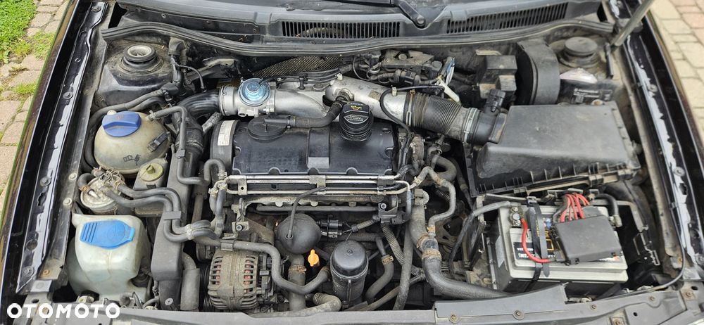Volkswagen Golf - 8