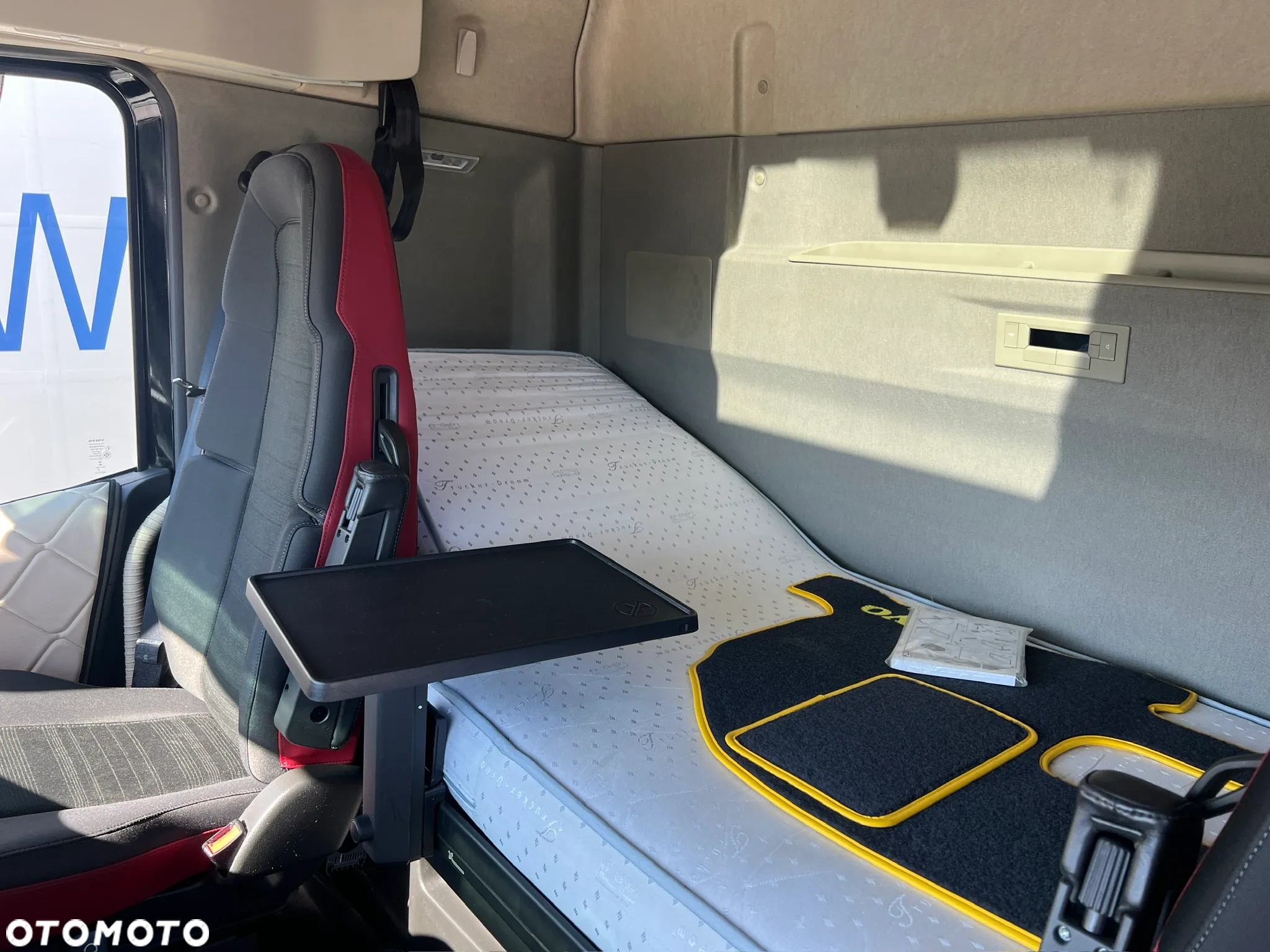 Volvo 500 Glob XL Niemcy Po kontrakcie klima postojowa nowy serwis - 33