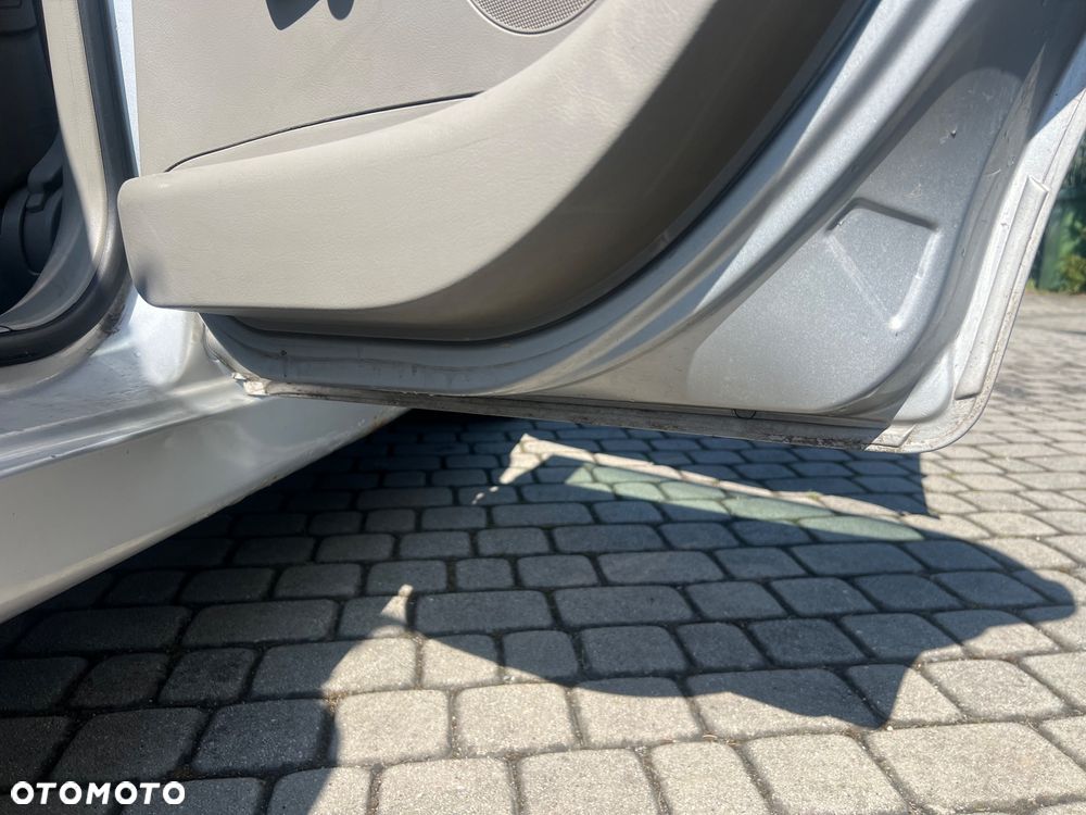 Peugeot 207 1.4 - 16