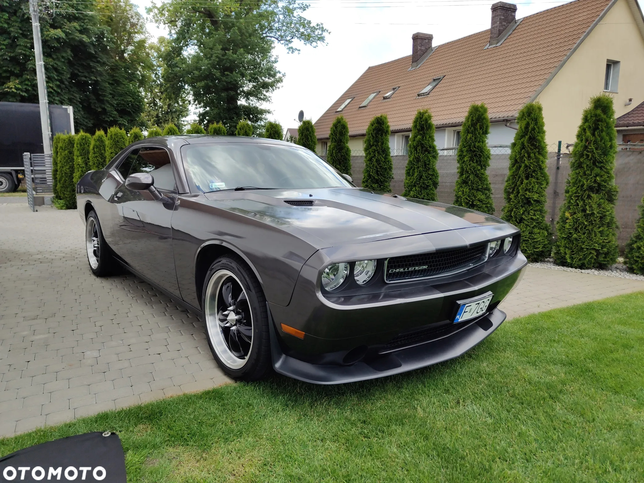 Dodge Challenger - 22