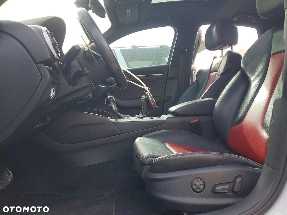 Audi S3 Limousine S tronic - 8