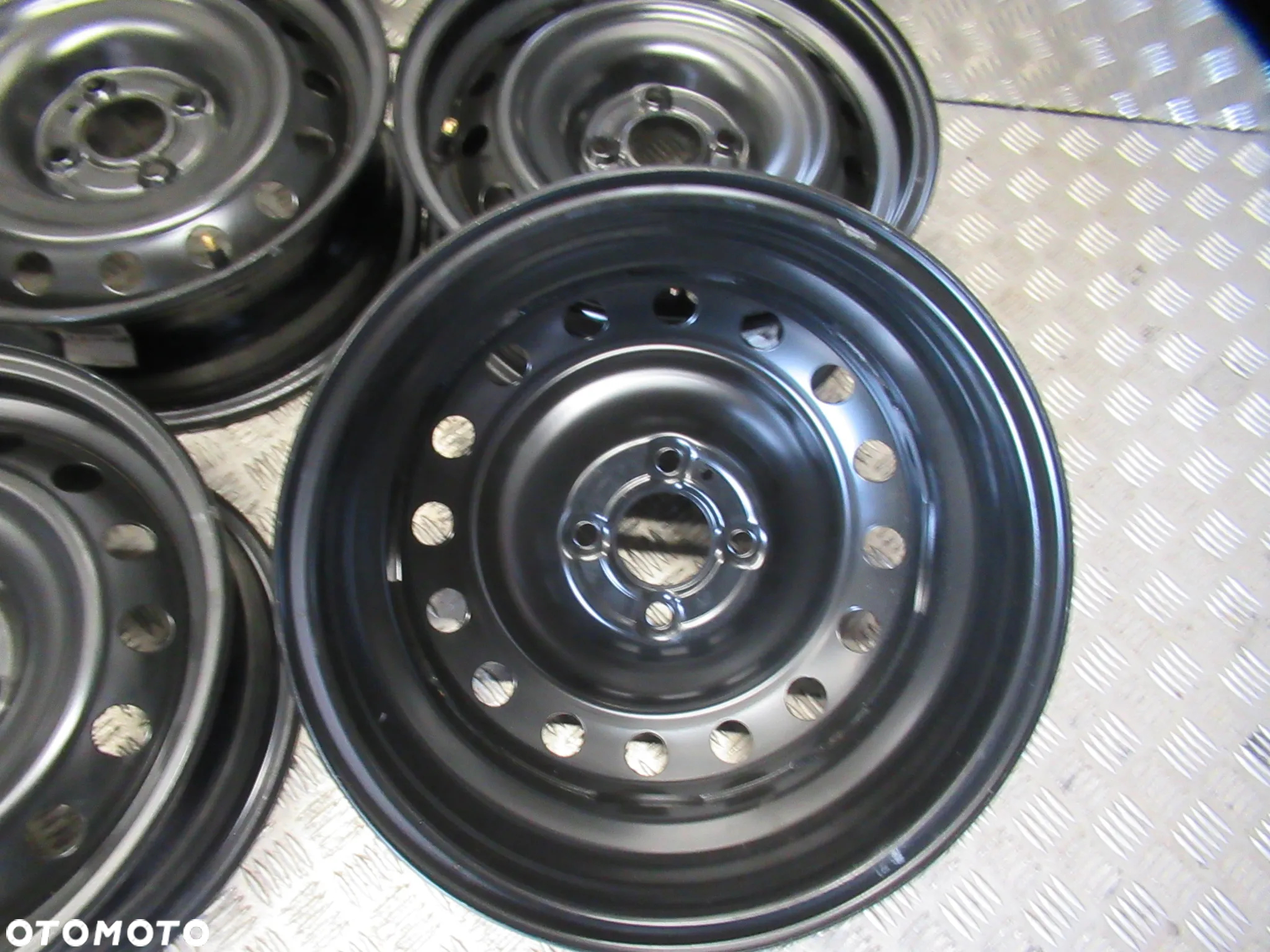 Felgi Renault Clio Modus Zoe Dacia Dokker Joggr Lodgy Sandero 6Jx15 et31 4x100 JAK NOWE - 4