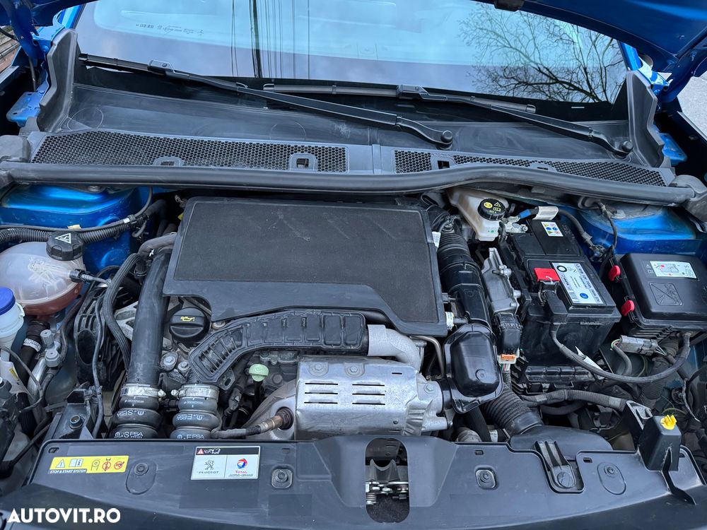 Peugeot 2008 1.2 L PureTech STT Allure - 13