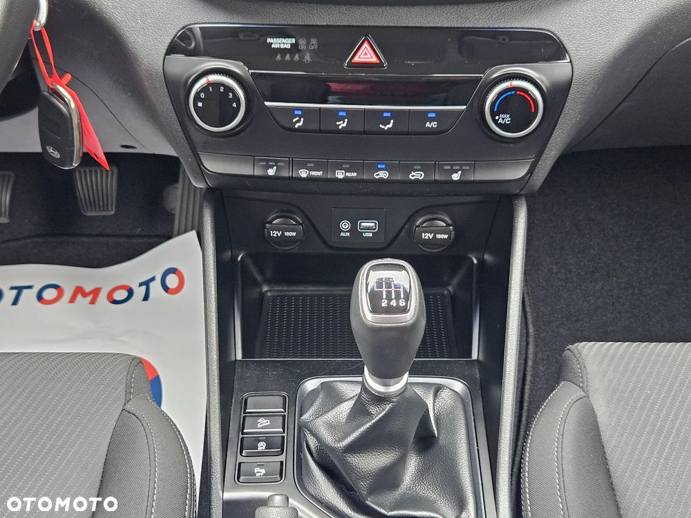 Hyundai Tucson 1.6 GDI BlueDrive Style 2WD - 31