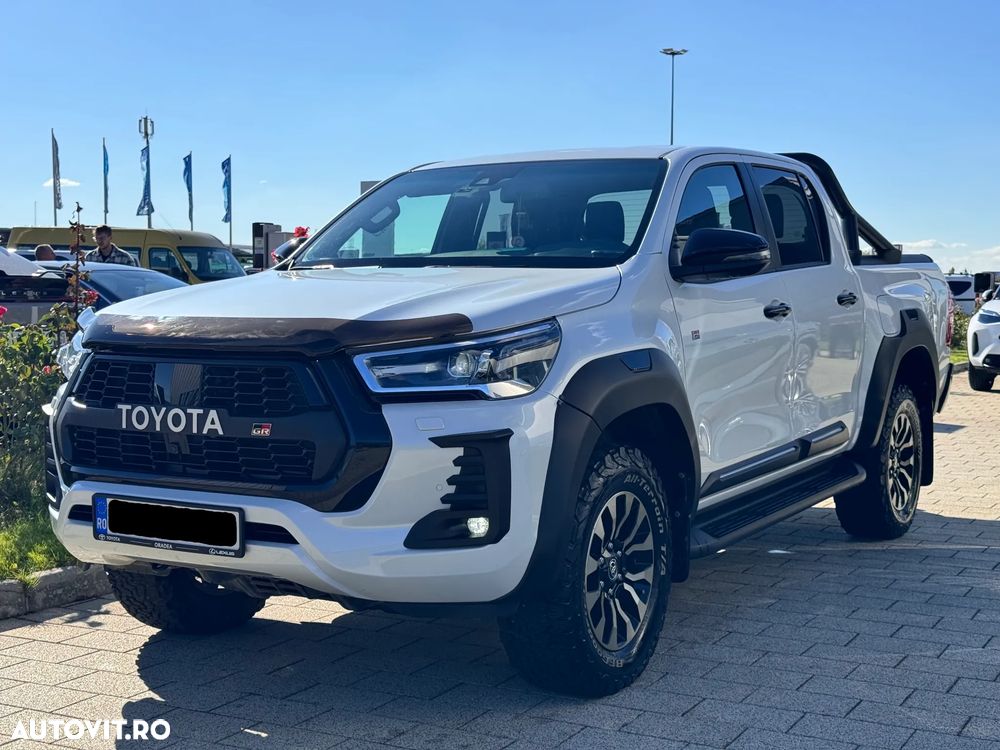Toyota Hilux 2023 photo 3
