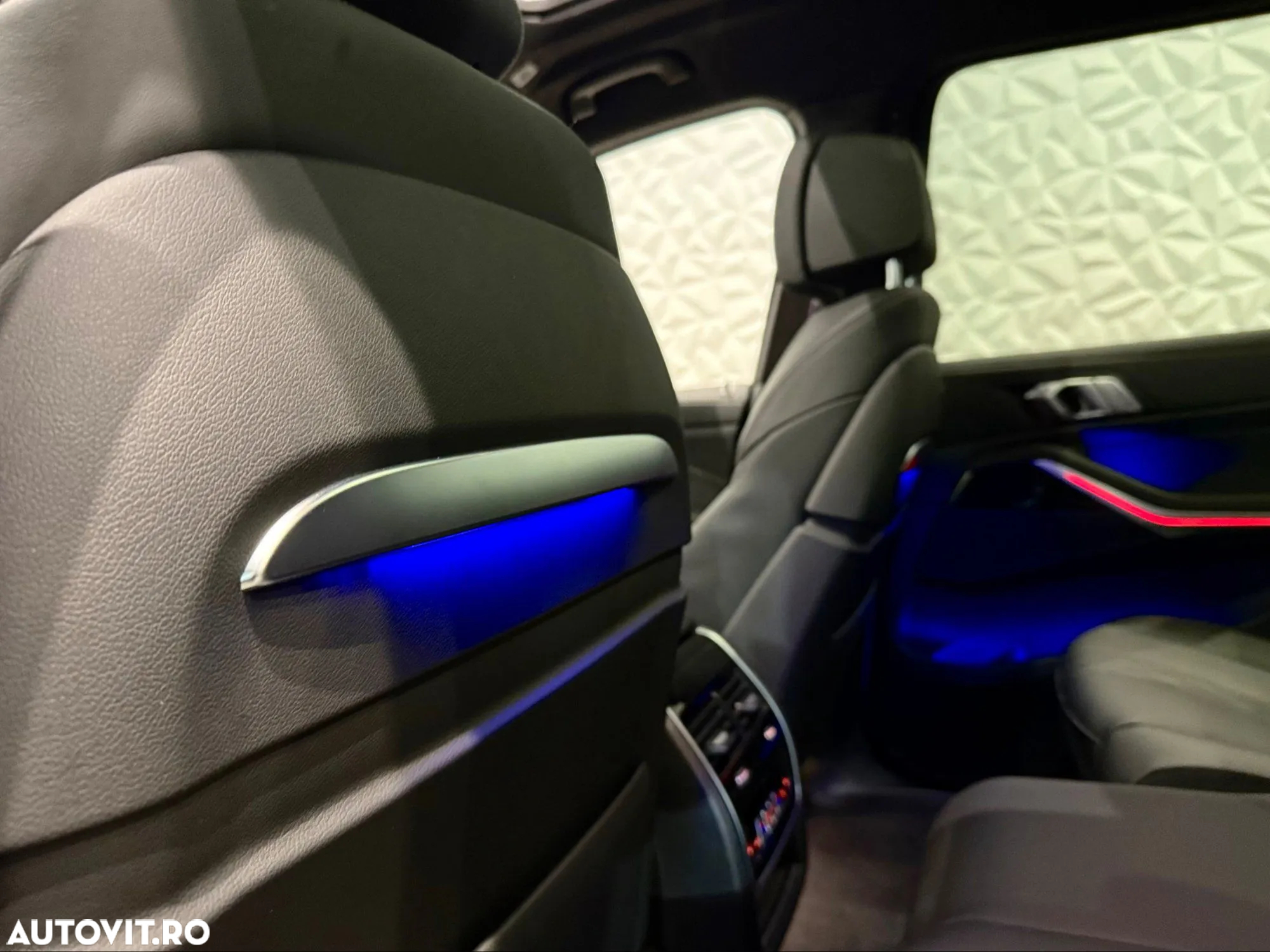 BMW X7 xDrive40d - 13