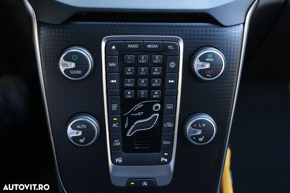 Volvo V40 D3 Aut. Kinetic - 23