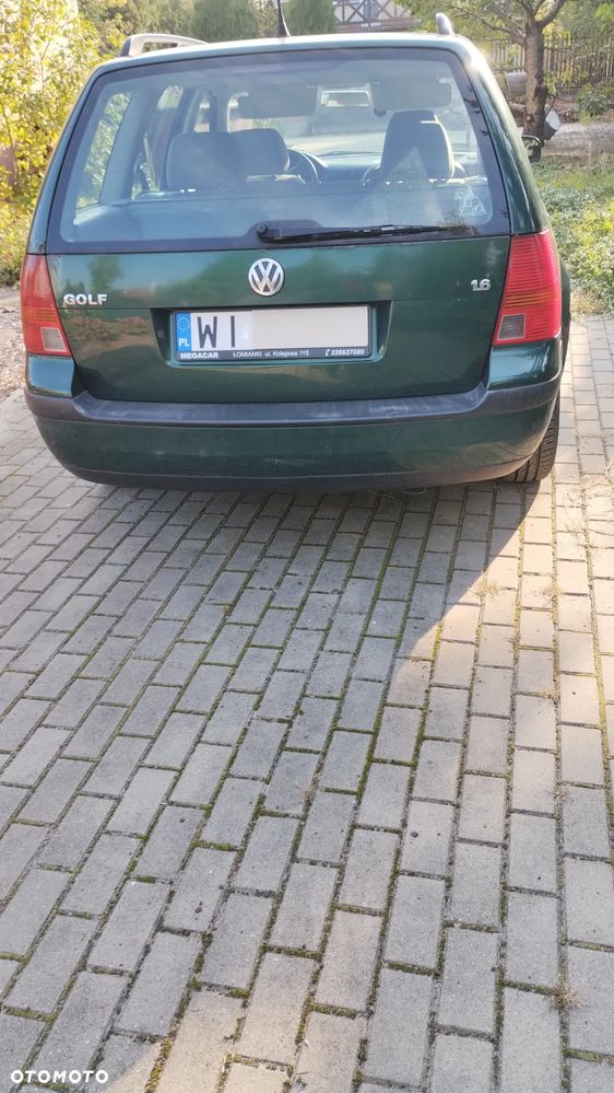 Volkswagen Golf - 6