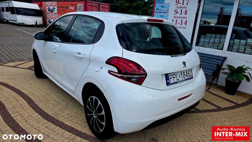 Peugeot 208 2016 photo 5
