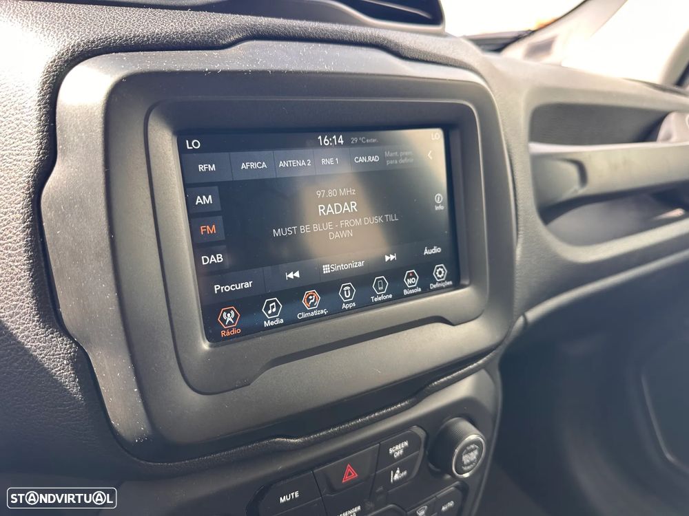 Jeep Renegade 1.0 T Limited — fotografia 8