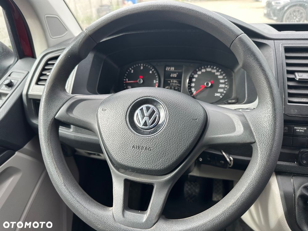 Volkswagen Transporter T6 TDI L2H1 - 10