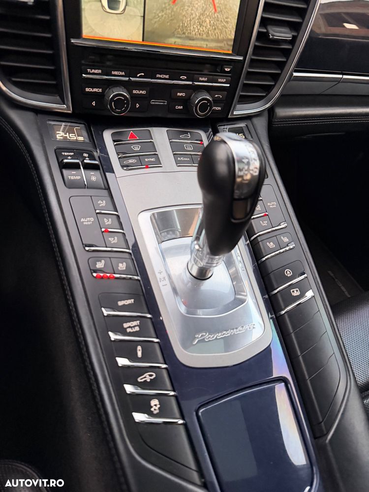 Porsche Panamera 3.0 PDK 4S Executive - 26