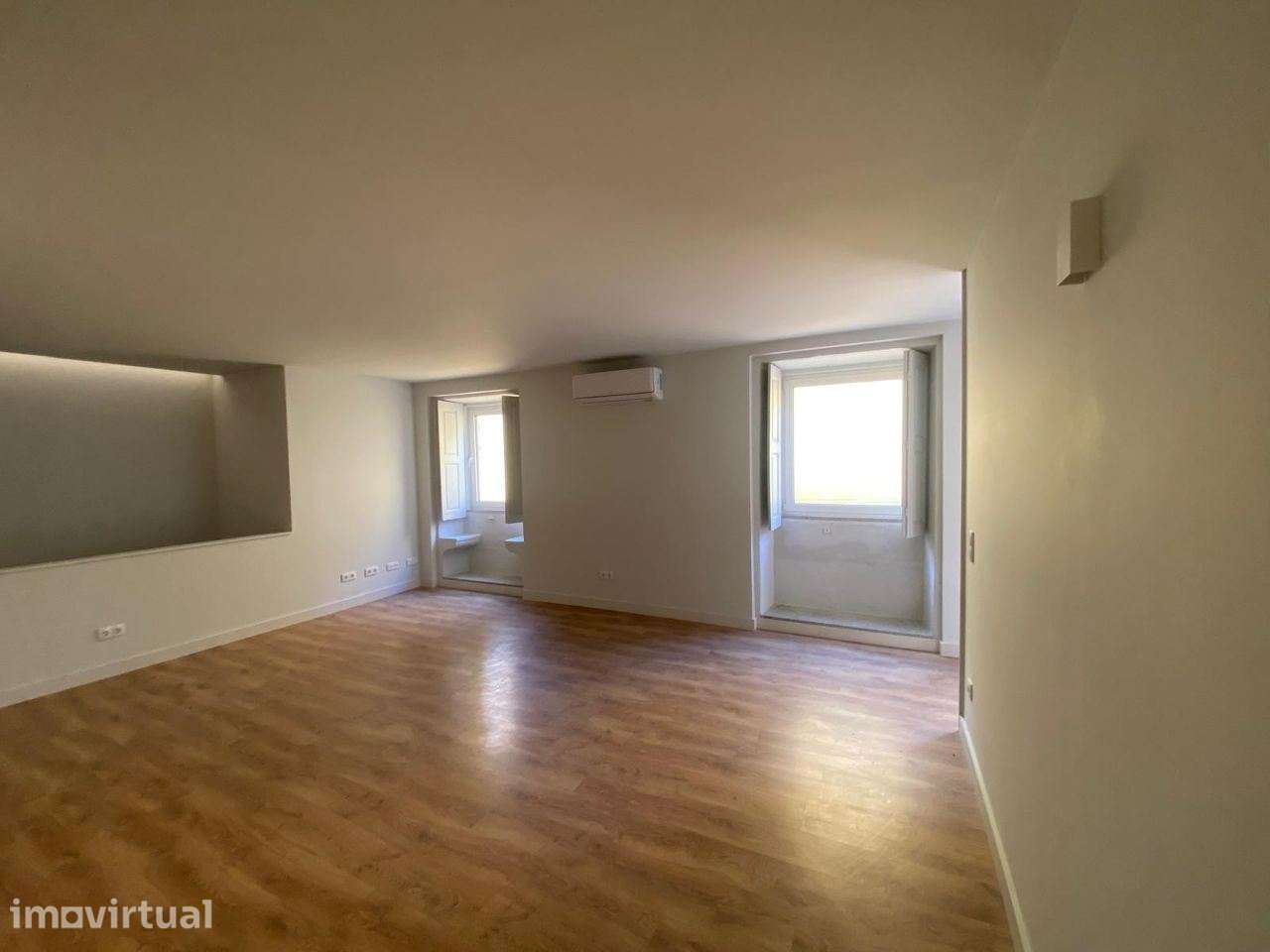 Magnífico Andar Moradia T4 duplex com Jardim/na zona Foz Velha - Grande imagem: 5/18
