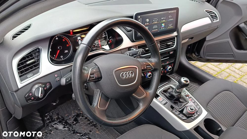 Audi A4 Avant 2.0 TDI DPF clean diesel Ambiente - 9