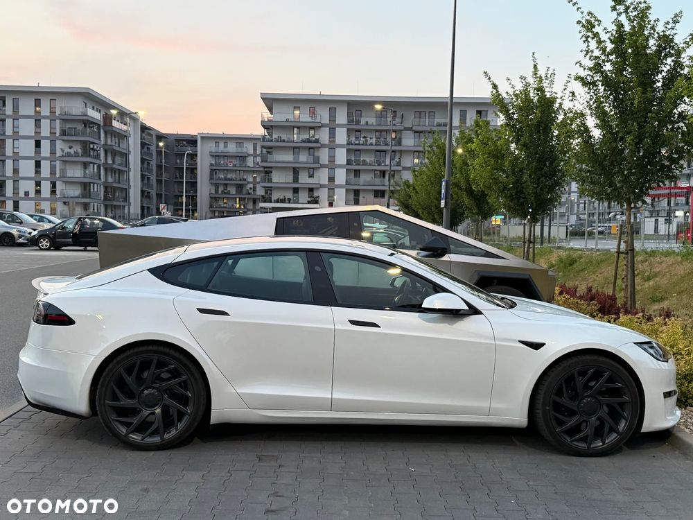 Tesla Velarium komplet kół 21' zima + lato