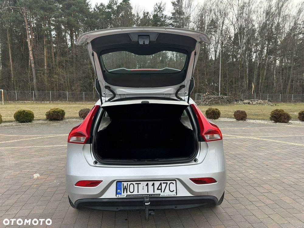 Volvo V40 - 12