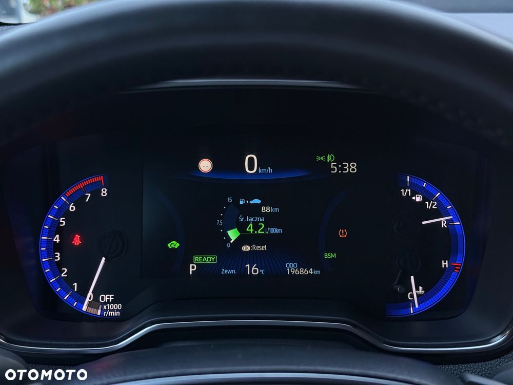 Toyota Corolla - 25
