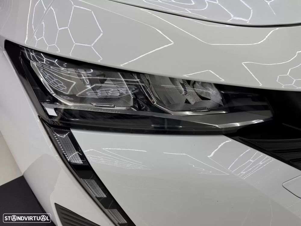 Peugeot 308 BlueHDi 130 EAT8 Active Pack — fotografia 11