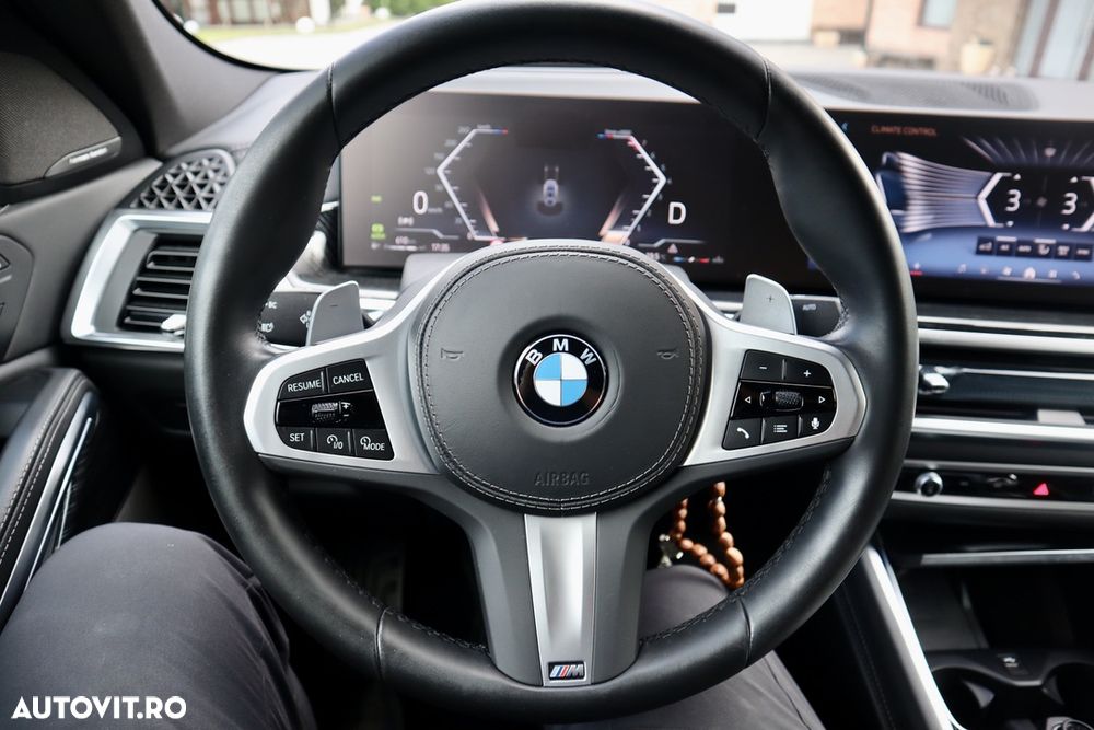 BMW X6 xDrive40i AT MHEV - 24