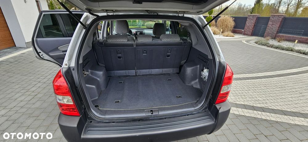 Hyundai Tucson 2.0 CRDi Active - 9