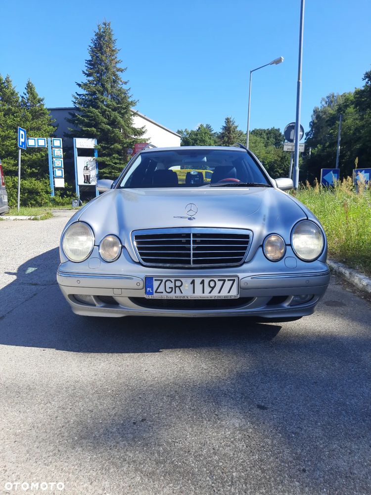 Mercedes-Benz Klasa E - 2