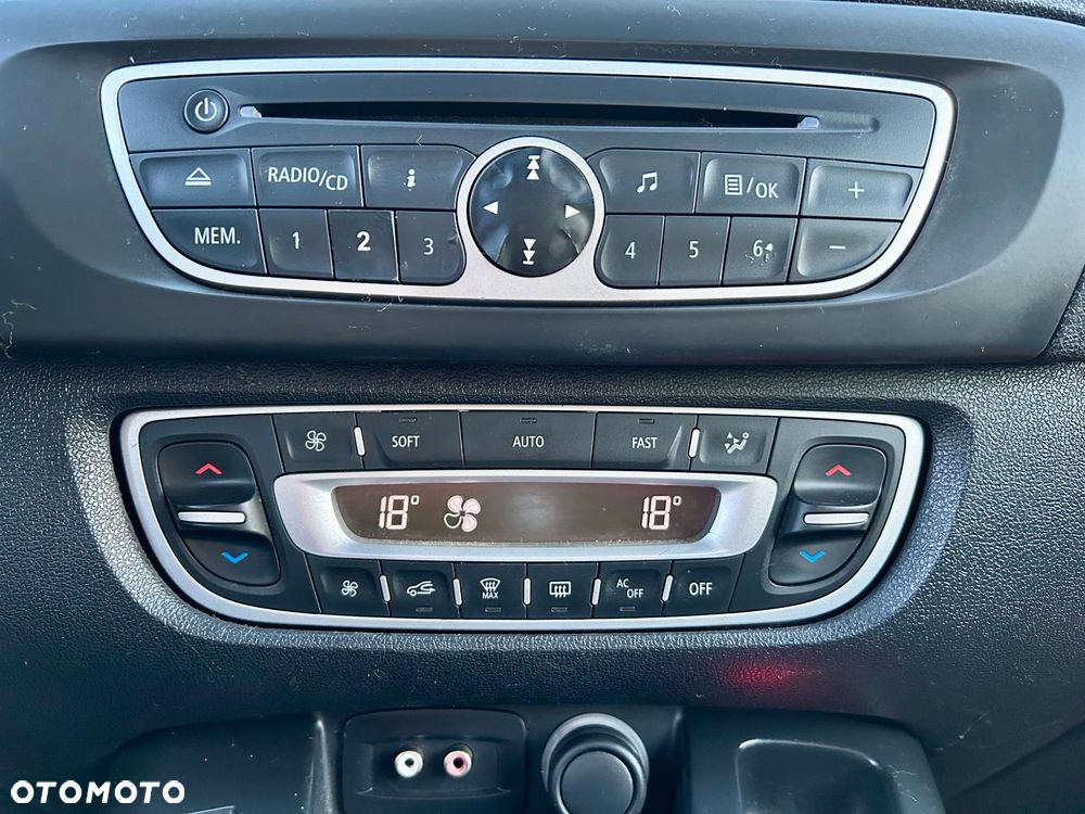 Renault Scenic 2.0 16V 140 CVT Dynamique - 23