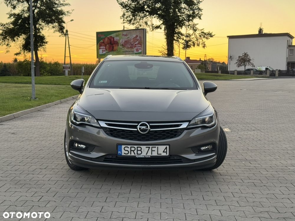 Opel Astra 1.4 T Elite - 9