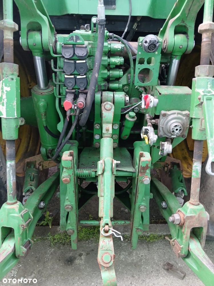 John Deere 8320 - 6