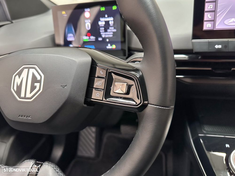 MG MG4 77 kWh Extended Range Luxury - 41