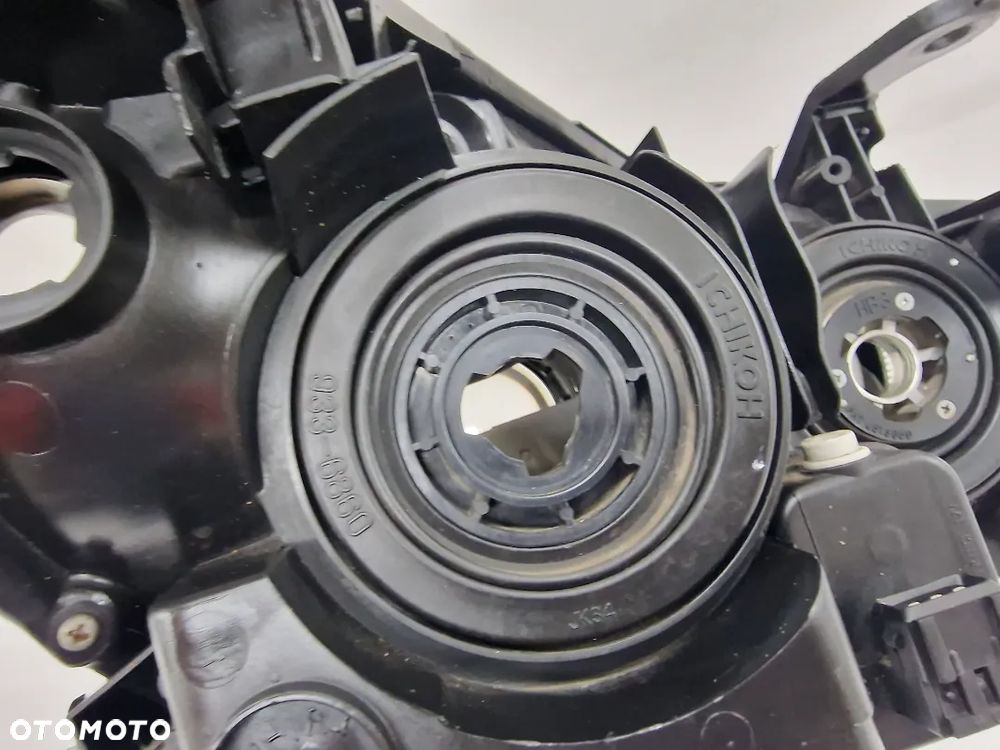 TOYOTA RAV III 06- LEWA PRZEDNIA ZWYKŁA SOCZEWKA LEWA LAMPA PRZEDNIA PRZÓD NR ICHIKOH 42-36 , NR AUKCJI LL145 - 18