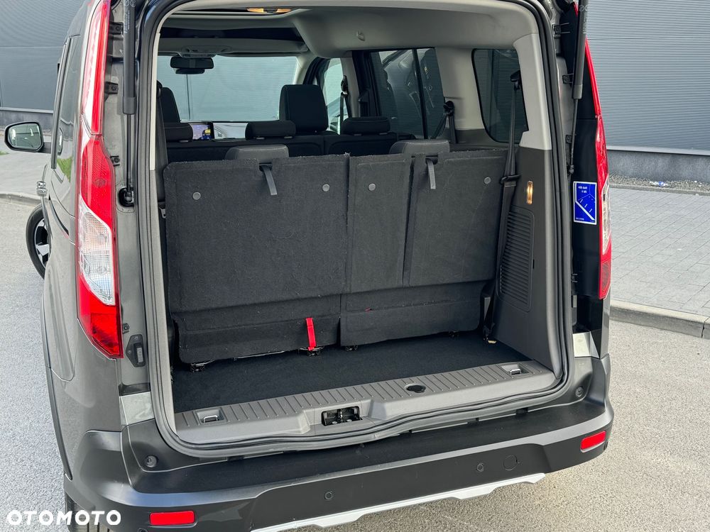 Ford Tourneo Connect Grand - 21