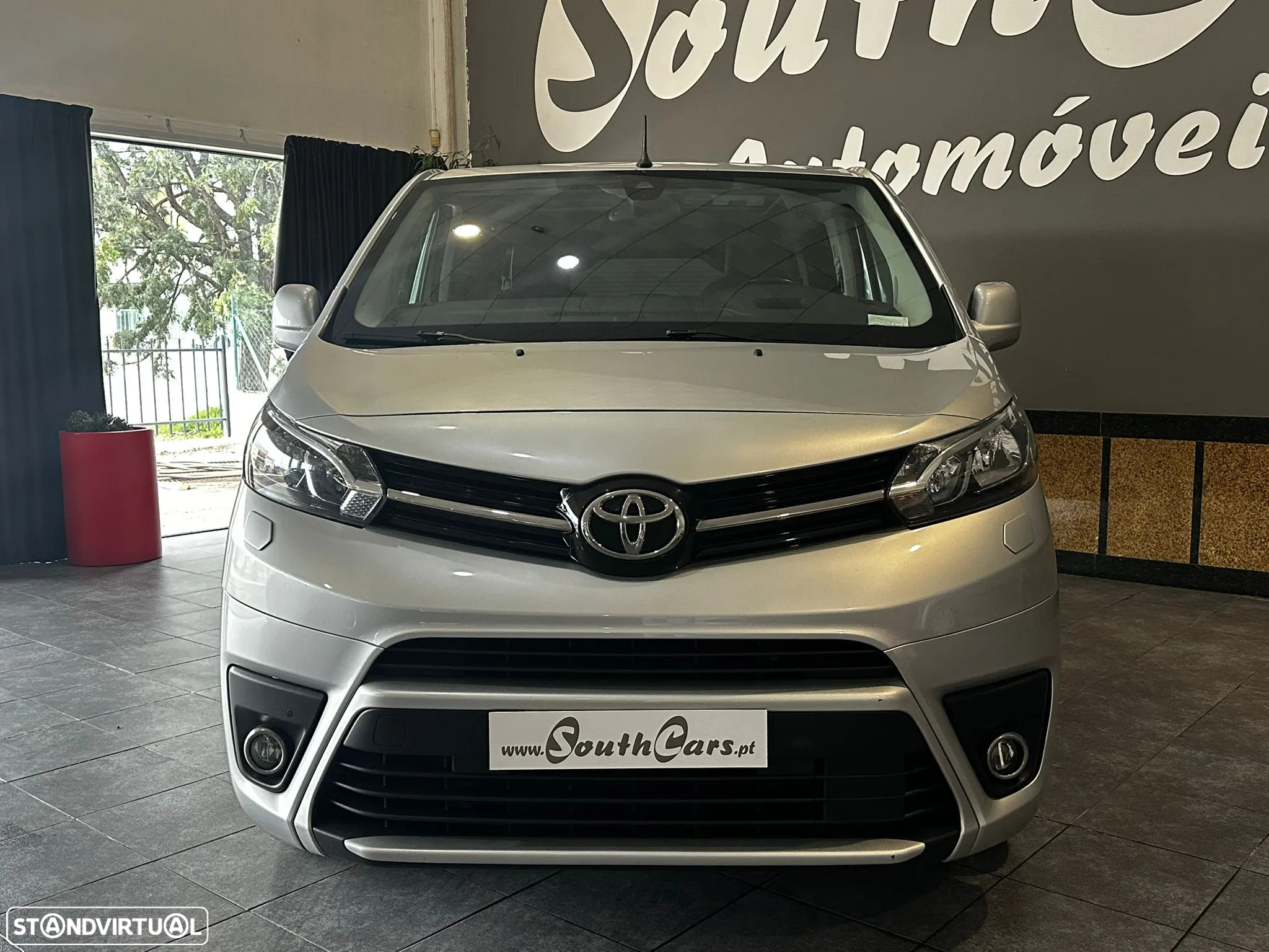 Toyota Proace 2,0-l-D-4D L1 (8L) Verso Team Deutschland - 12
