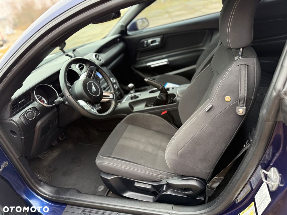 Ford Mustang 2.3 Eco Boost - 8