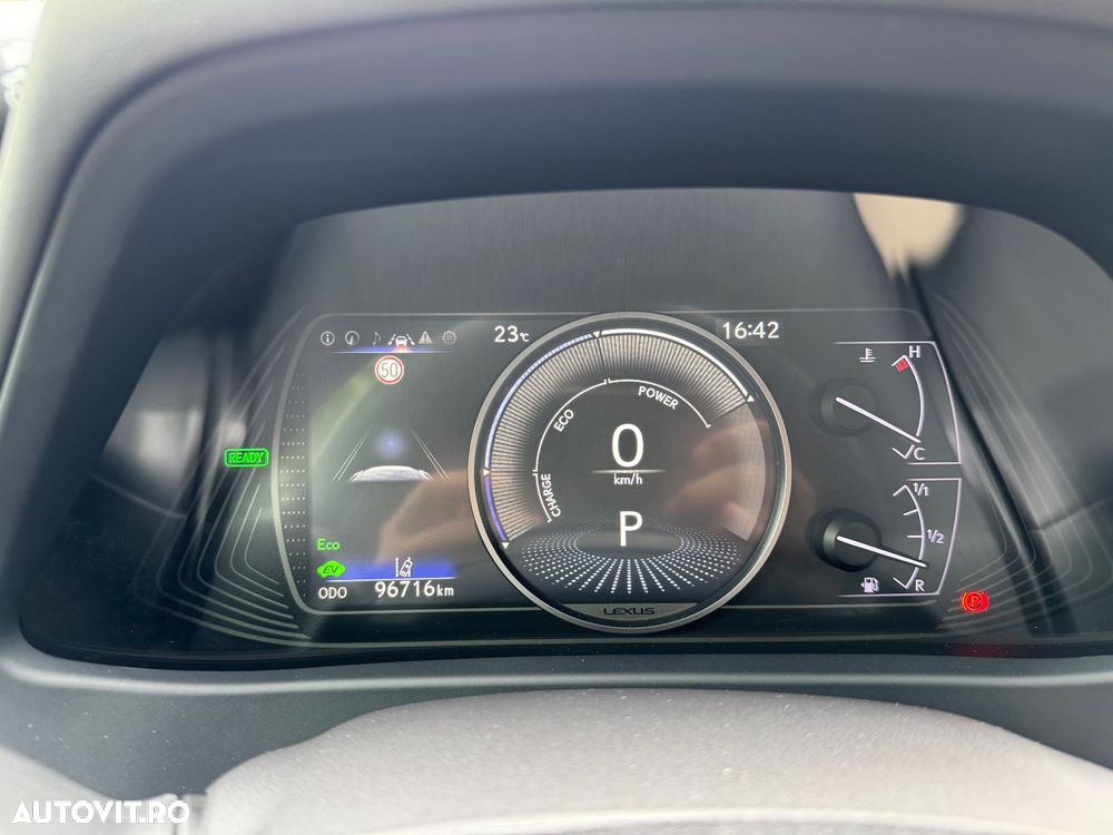 Lexus UX 250h Business Edition - 2