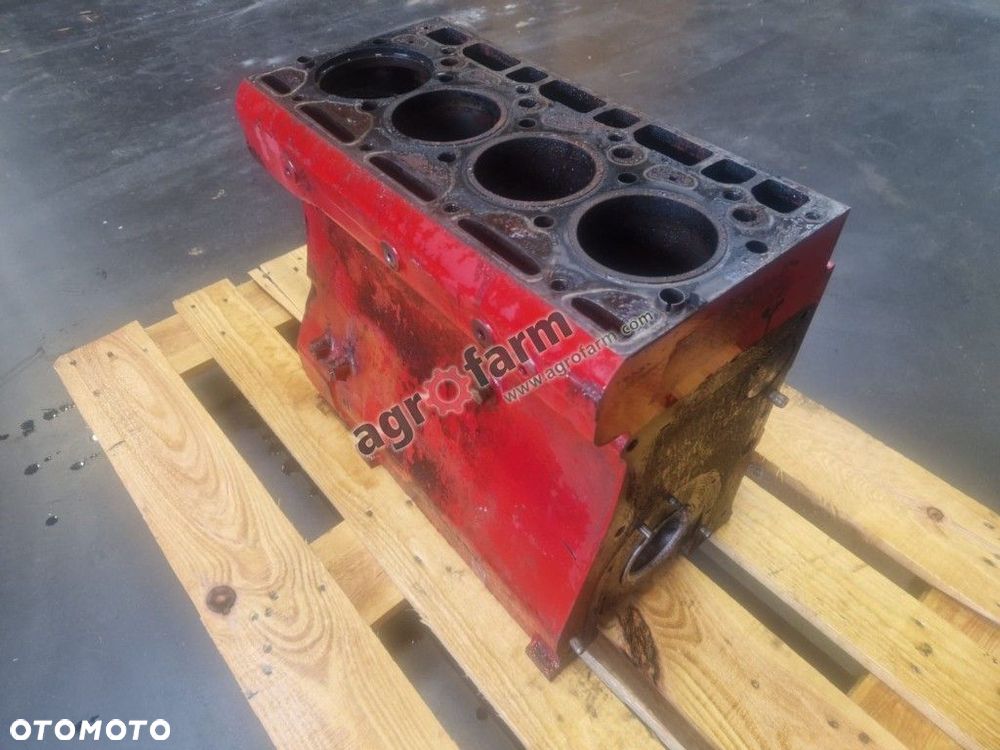 Blok silnika Case 840, 940, 833, 740 - 2