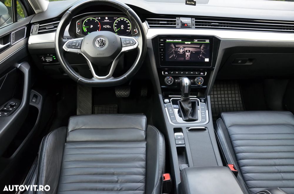 Volkswagen Passat - 26