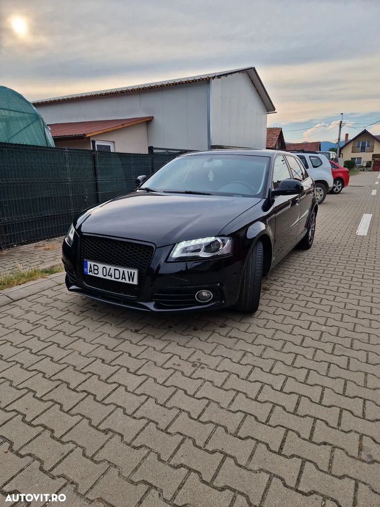 Audi A3 2.0 TDI DSG Ambiente - 2