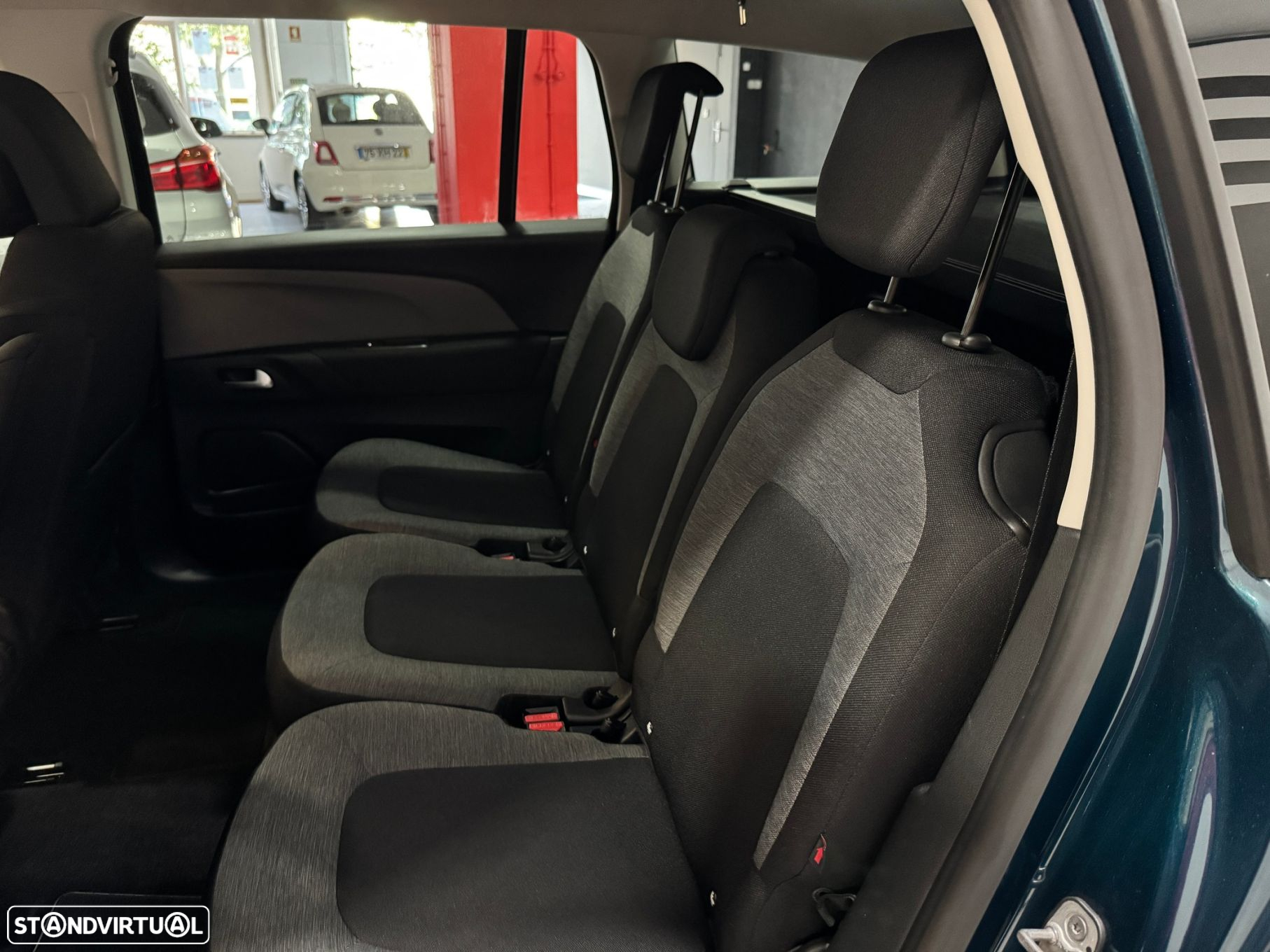 Citroën C4 Spacetourer BlueHDi 130 Stop&Start SHINE - 36