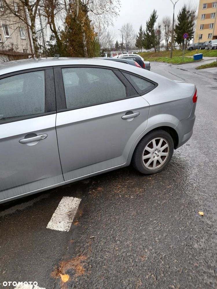 Ford Mondeo 1.6 Ambiente - 6