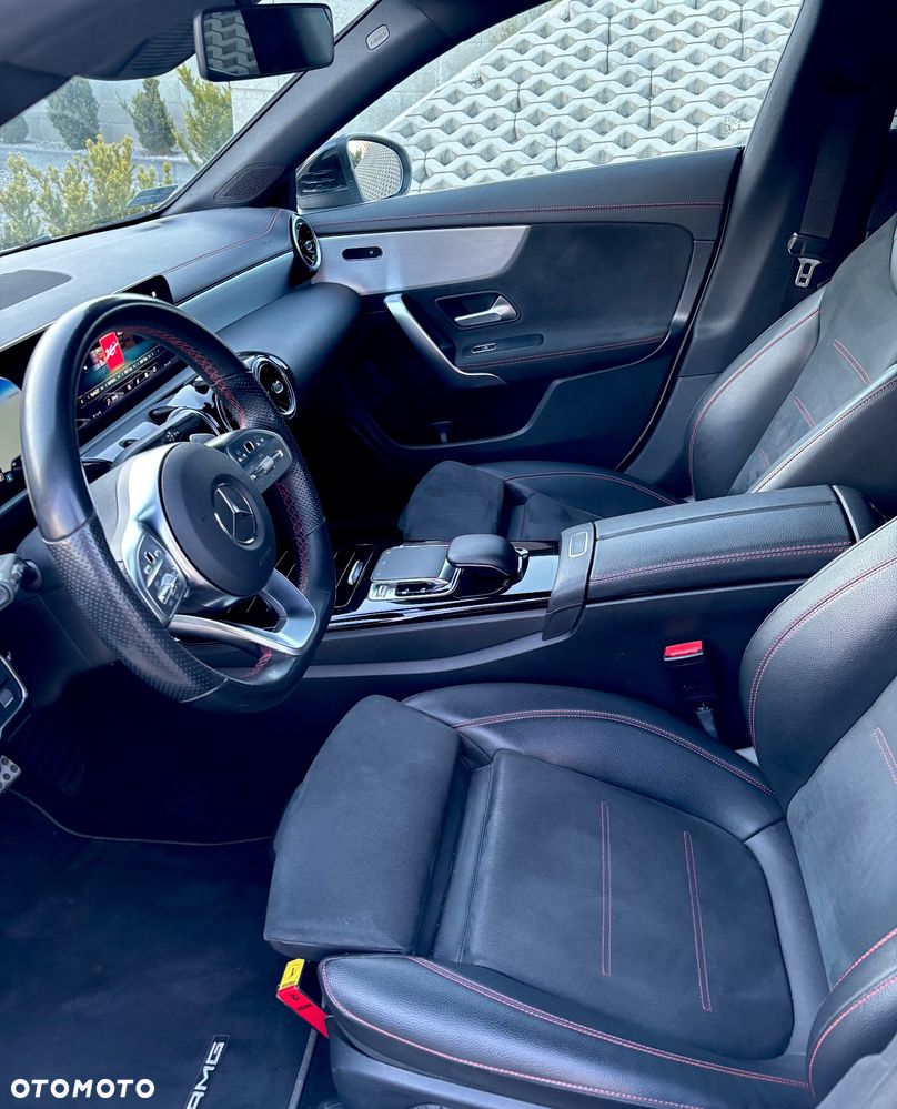 Mercedes-Benz CLA 220 AMG Line 7G-DCT - 8