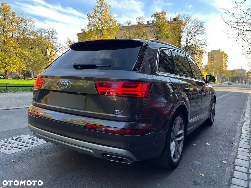 Audi Q7 3.0 TDI Quattro Tiptronic - 5