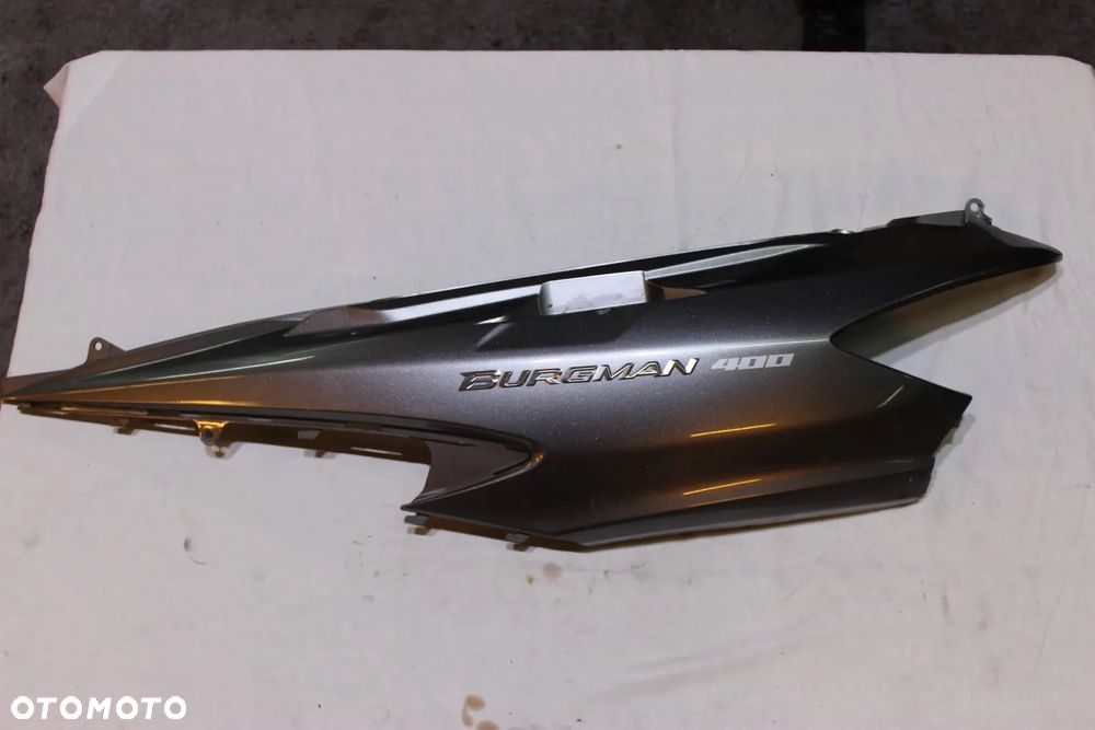 Owiewka lewa tył Suzuki Burgman 400 AN400 K7 - 1