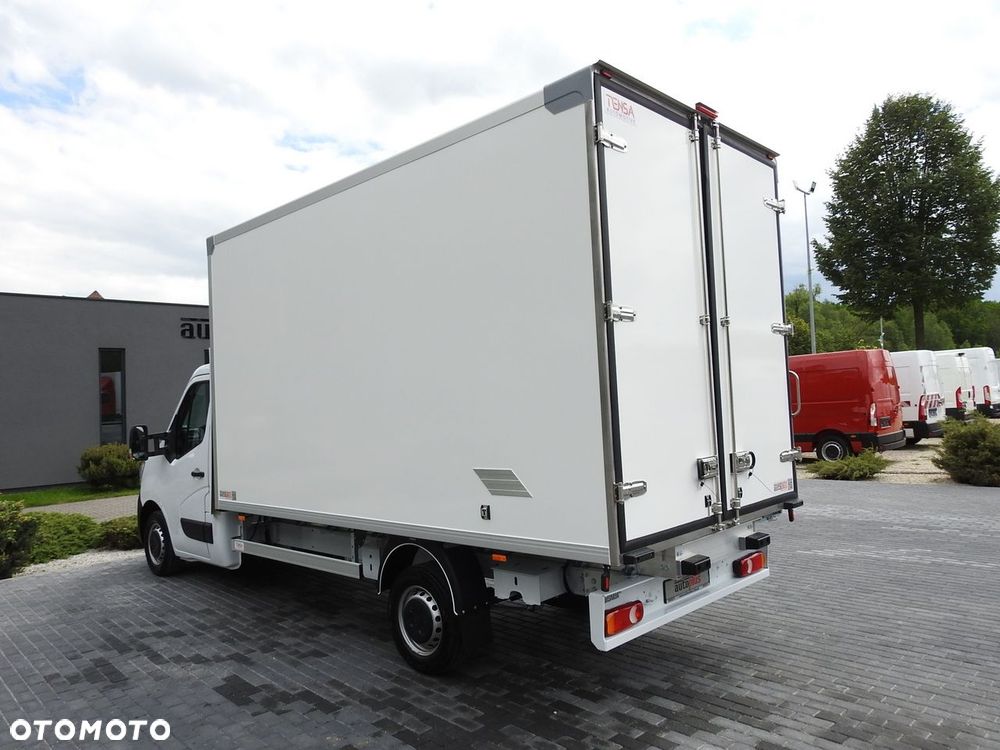 Renault MASTER NOWY CHŁODNIA KONTENER -10*C 8 PALET TEMPOMAT KLIMATYZACJA LEDY 165KM - 11