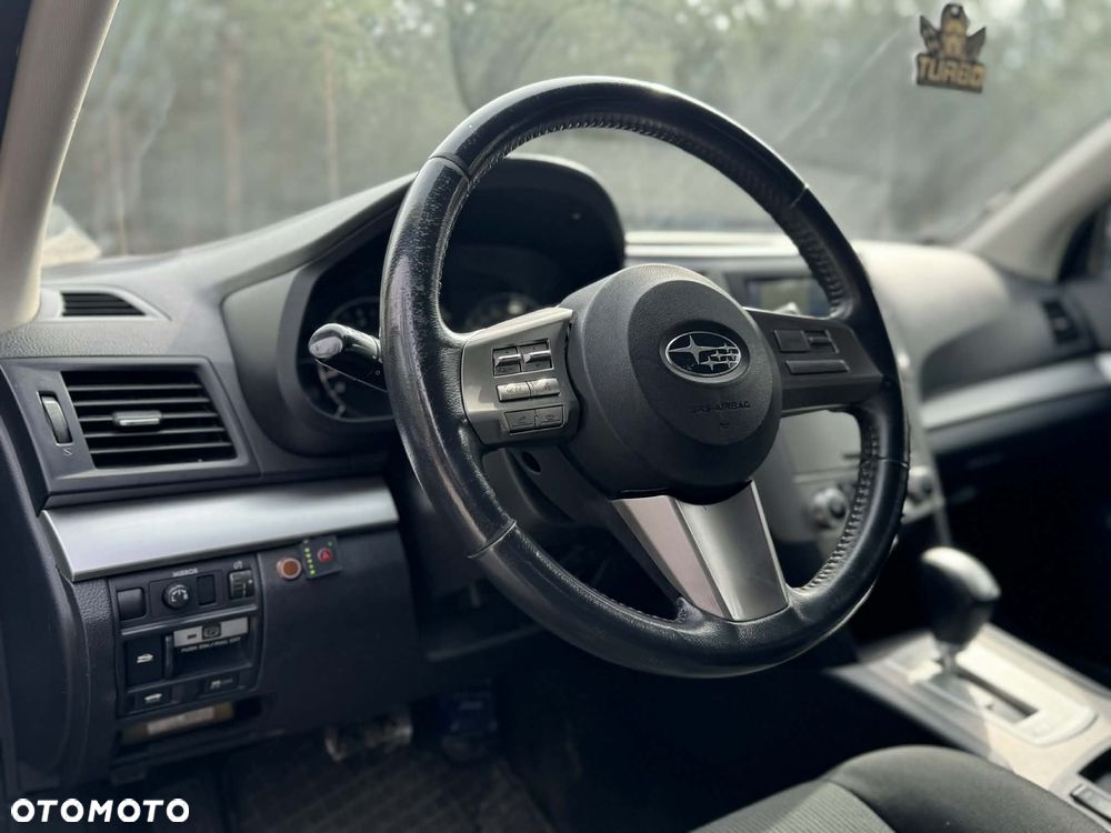 Subaru Legacy - 9