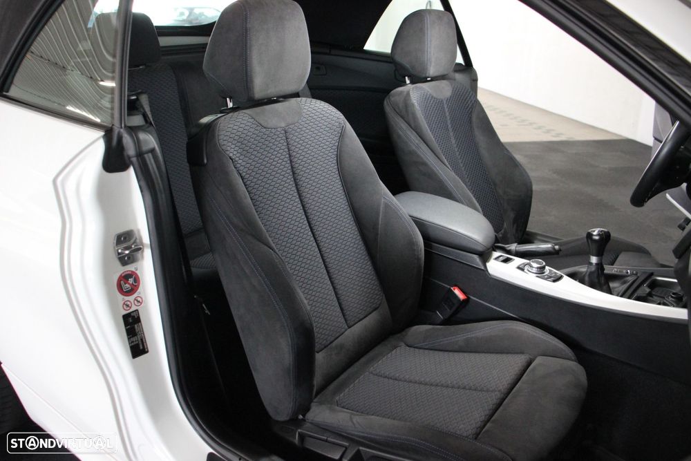 BMW 220 d Cabrio Pack M - 16